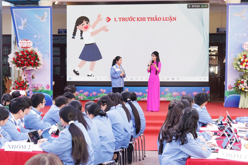 Hải Phòng: Củng cố kiến thức qua chuyên đề "Tích hợp phát triển năng lực số cho học sinh trong dạy học môn Ngữ văn" - Ảnh 2.