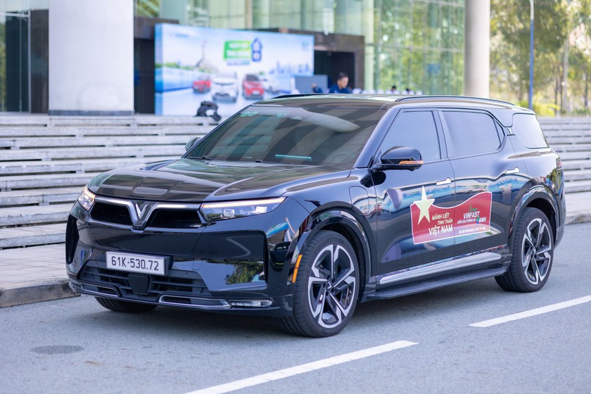 Mang xe đi phượt, leo đèo, chủ xe VinFast VF 9 nhận định: “Vọt như siêu xe, không mẫu xe xăng nào đọ được”- Ảnh 1. Mang xe đi phượt, leo đèo, chủ xe VinFast VF 9 nhận định: “Vọt như siêu xe, không mẫu xe xăng nào đọ được”- Ảnh 1.