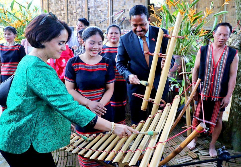 Hoạt động Chào năm mới 2026 tại Làng Văn hóa - Du lịch các dân tộc Việt Nam - Ảnh 1.