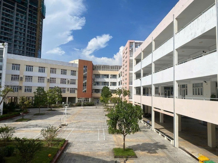 Hải Phòng: Dồn lực đầu tư đồng bộ cơ sở vật chất hệ thống trường chuyên - Ảnh 1.