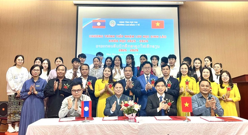 Lưu học sinh Lào tại Phú Thọ hưởng chế độ hỗ trợ đào tạo - Ảnh 1.