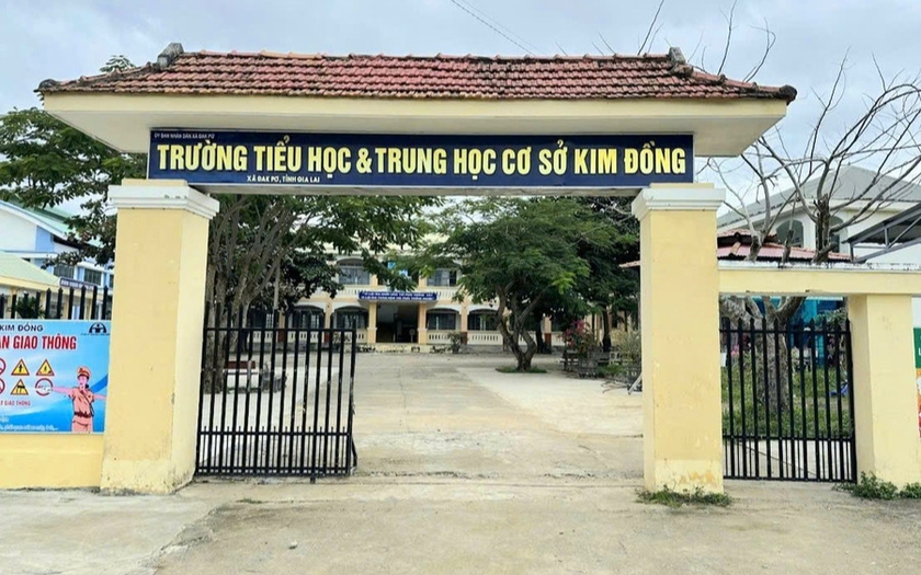 Nhiều địa phương tại Trung Bộ cho học sinh nghỉ học tránh bão số 13 - Ảnh 1.