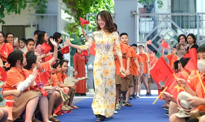 Hơn 50% giáo viên trung học cơ sở hài lòng về mức lương- Ảnh 1. Hơn 50% giáo viên trung học cơ sở hài lòng về mức lương- Ảnh 1.