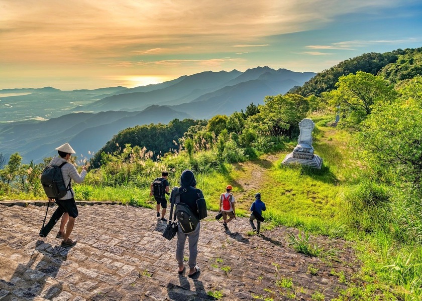Lonely Planet lưu ý du khách "8 vườn quốc gia lớn và đẹp nhất Việt Nam" - Ảnh 1.