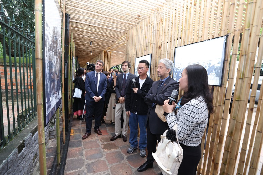 Tới Văn Miếu - Quốc Tử Giám xem triển lãm “Khoa thi Hương cuối thế kỷ XIX” - Ảnh 3.