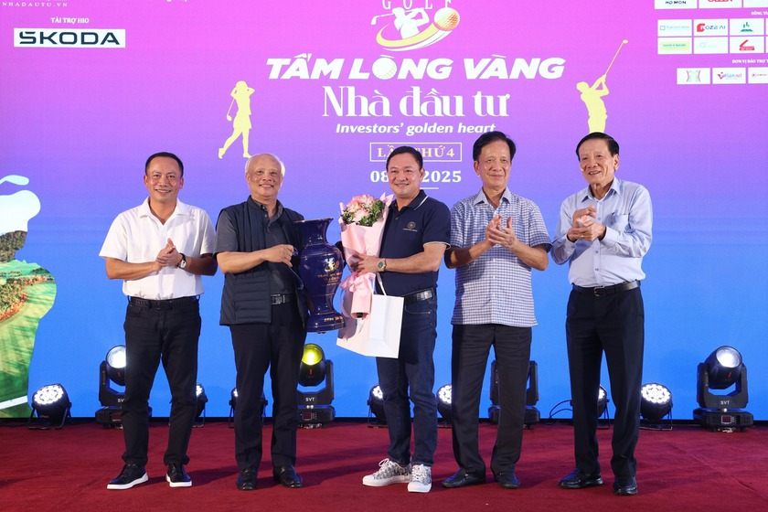 Giải golf "Tấm lòng vàng Nhà đầu tư" lần thứ 4 - Ảnh 5.