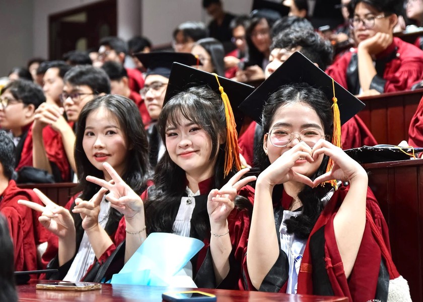 Đại học Quốc gia Thành phố Hồ Chí Minh triển khai phương thức xét tuyển tích hợp, lấy đánh giá năng lực làm trụ cột - Ảnh 1.