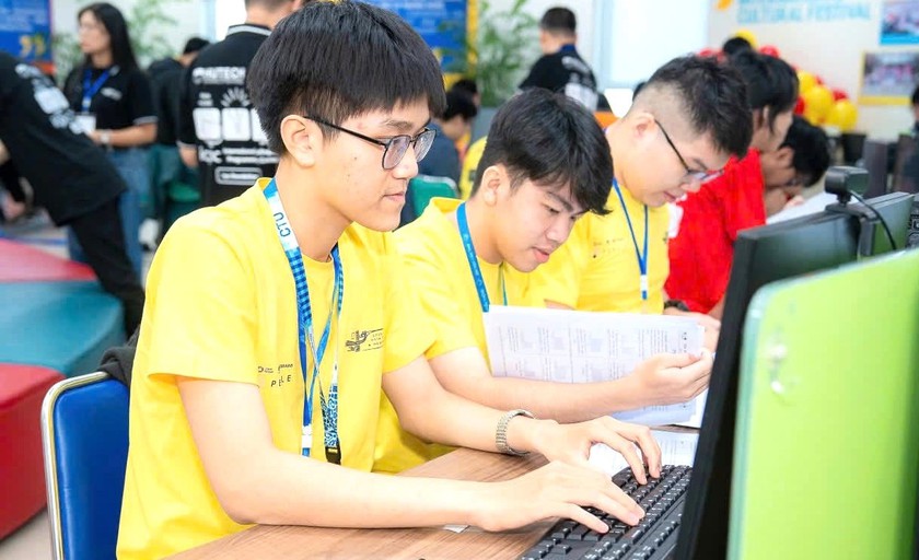 Đại học Cần Thơ công bố 50 tổ hợp xét tuyển, môn chính nhân hệ số 2 - Ảnh 1.