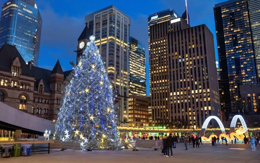 S&ocirc;i động du lịch phim trường m&ugrave;a lễ hội gi&aacute;ng sinh 2025 - Ảnh 4.