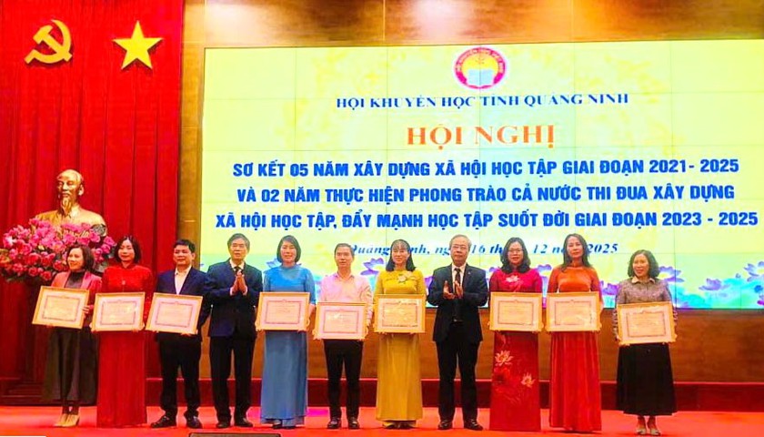 Hội Khuyến học tỉnh Quảng Ninh đẩy mạnh thi đua xây dựng xã hội học tập, học tập suốt đời - Ảnh 1.
