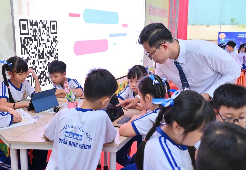 Gi&aacute;o vi&ecirc;n Th&agrave;nh phố Hồ Ch&iacute; Minh hưởng lương dạy th&ecirc;m giờ bằng 150% tiền lương một tiết dạy ti&ecirc;u chuẩn - Ảnh 1.