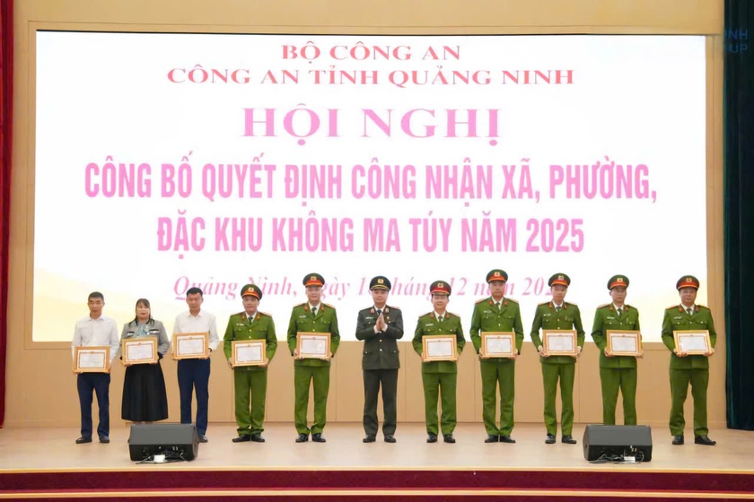 Quảng Ninh công bố 14 xã, đặc khu không ma túy năm 2025 - Ảnh 1.