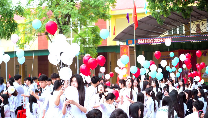 Giấy báo dự thi, thẻ dự thi tốt nghiệp trung học phổ thông tích hợp thành "Giấy báo dự thi" - Ảnh 1.