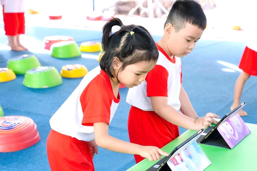 Th&iacute; điểm nội dung gi&aacute;o dục tr&iacute; tuệ nh&acirc;n tạo ưu ti&ecirc;n lồng gh&eacute;p trong c&aacute;c m&ocirc;n học, hoạt động gi&aacute;o dục - Ảnh 1.