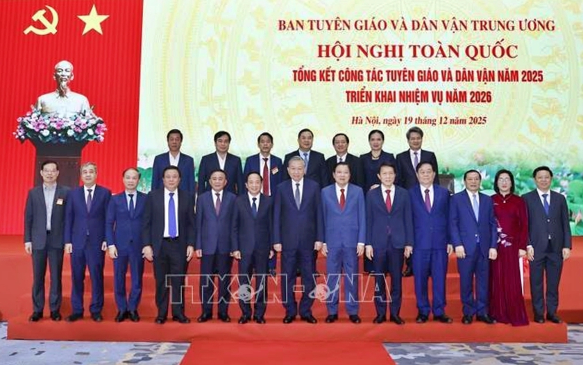 Tổng B&iacute; thư T&ocirc; L&acirc;m: X&acirc;y dựng đội ngũ c&aacute;n bộ tuy&ecirc;n gi&aacute;o v&agrave; d&acirc;n vận "chuy&ecirc;n t&acirc;m, thạo việc" - Ảnh 3.