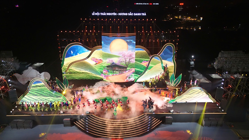 KHAI MẠC LỄ HỘI &ldquo;TH&Aacute;I NGUY&Ecirc;N &ndash; HƯƠNG SẮC DANH TR&Agrave;&rdquo; NĂM 2025 - Ảnh 6.