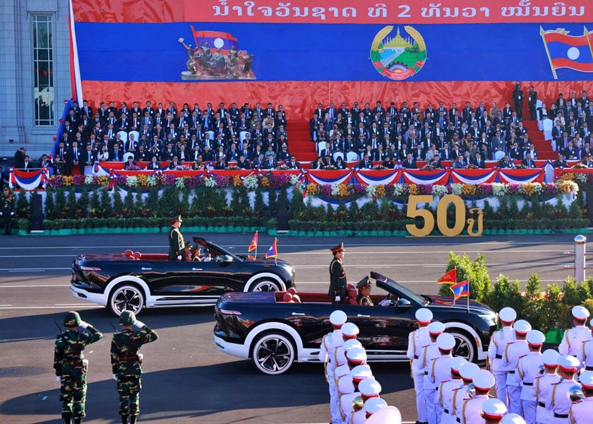 Tổng Bí thư Tô Lâm và Phu nhân dự Lễ kỷ niệm 50 năm Quốc khánh Lào - Ảnh 3.