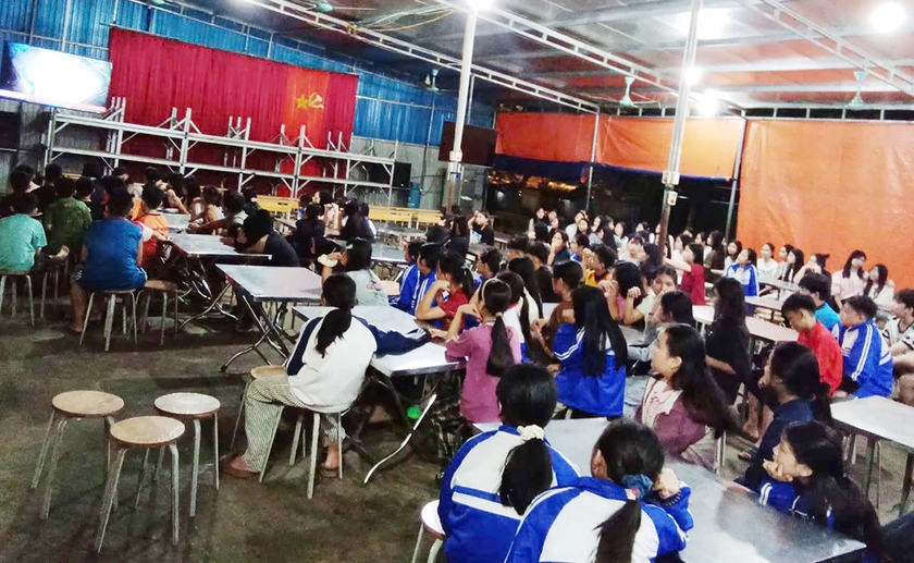 Sắp b&agrave;n giao đưa v&agrave;o sử dụng Trường Phổ th&ocirc;ng D&acirc;n tộc nội tr&uacute; Con Cu&ocirc;ng - Ảnh 2.