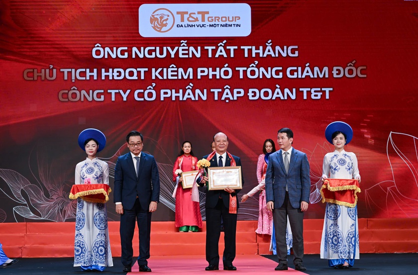 T&T Group được vinh danh tại Lễ t&ocirc;n vinh doanh nh&acirc;n, doanh nghiệp Thăng Long 2025- Ảnh 2.