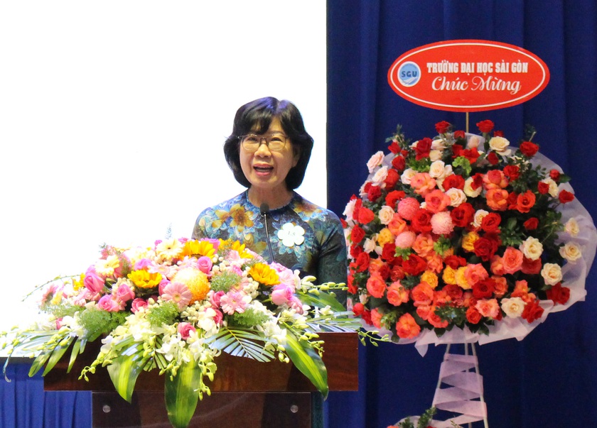 Thực h&agrave;nh học tập suốt đời tr&ecirc;n nền tảng gi&aacute;o dục số, học tập cộng đồng số - Ảnh 2.