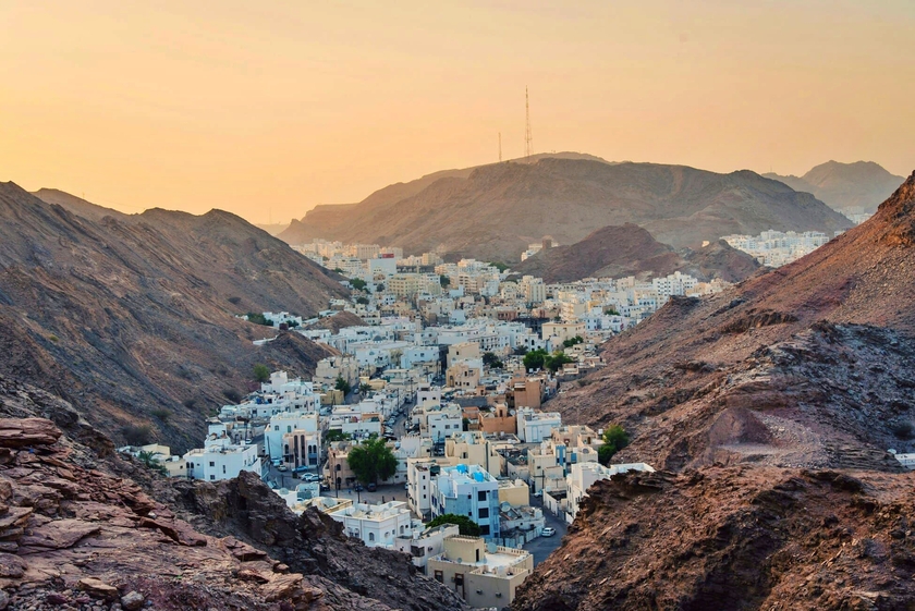 Trung Đ&ocirc;ng v&agrave;o cao điểm du lịch m&ugrave;a đ&ocirc;ng, Oman h&uacute;t kh&aacute;ch  - Ảnh 3.