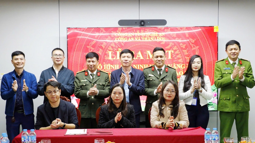 Ra mắt mô hình 'an ninh vững vàng, doanh nghiệp vững mạnh, yên tâm sản xuất' - Ảnh 2.