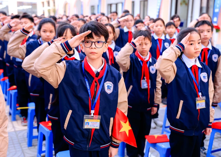 Đưa quyền con người v&agrave;o chương tr&igrave;nh gi&aacute;o dục quốc d&acirc;n ch&iacute;nh thống, khoa học - Ảnh 1.