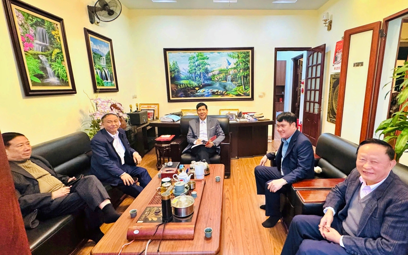 Doanh nhân Hoàng Văn Hiền - Tự học để dựng nghiệp bền bỉ, lan tỏa tinh thần học tập suốt đời - Ảnh 2.