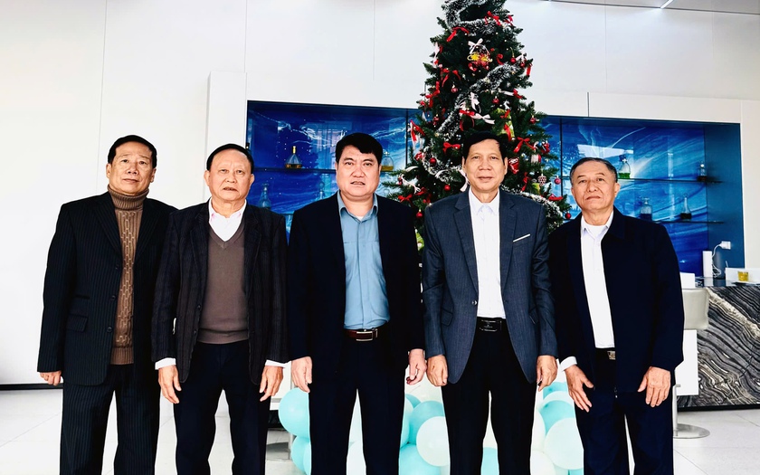 Doanh nhân Hoàng Văn Hiền - Tự học để dựng nghiệp bền bỉ, lan tỏa tinh thần học tập suốt đời - Ảnh 3.