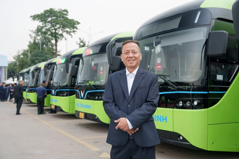 Liên Ninh chuyển đổi 100% sang xe buýt điện VinFast- Ảnh 4.
