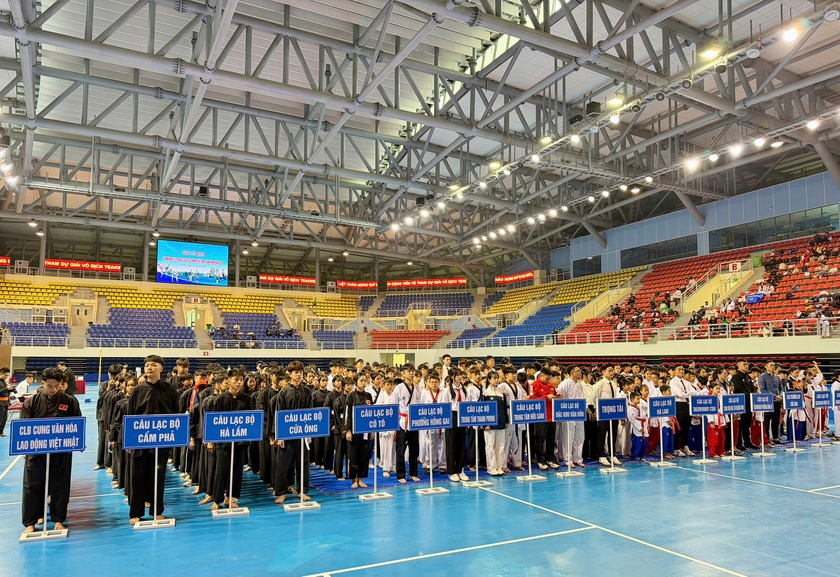 Gần 400 vận động viên tham gia Giải vô địch Pencak Silat – Taekwondo tỉnh Quảng Ninh - Ảnh 1.