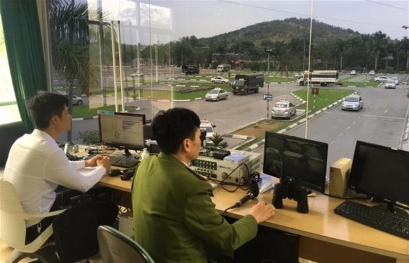 Bộ Công an đề xuất nhiều quy định mới về cấp giấy phép lái xe - Ảnh 1.