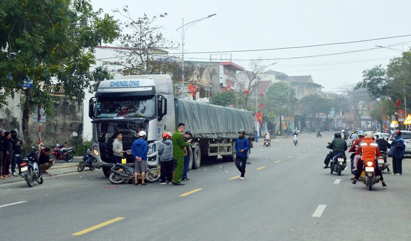 Va chạm giao thông tại Nghệ An khiến 2 học sinh thương vong- Ảnh 1.