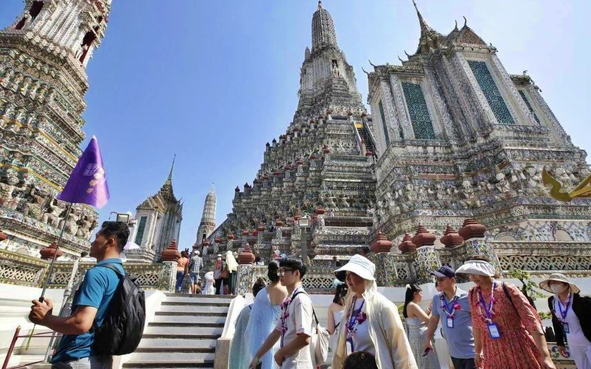 Báo chí Thái Lan đưa tin về vụ đe doạ tống tiền 2 nạn nhân Việt Nam tại điểm nóng du lịch Phuket - Ảnh 9.