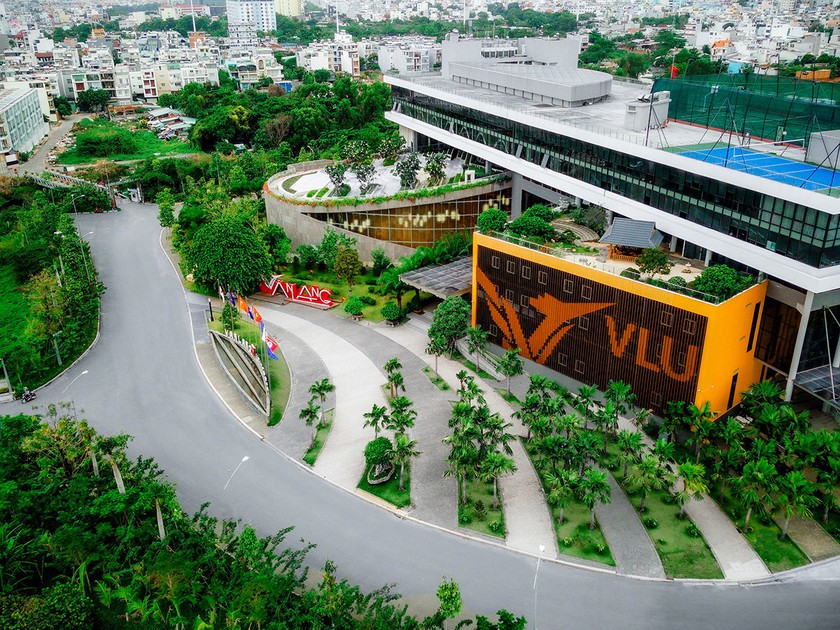 Trường Đại học Văn Lang (VLU) lọt top thế giới hai lĩnh vực thiết kế và nghệ thuật trình diễn  - Ảnh 1.