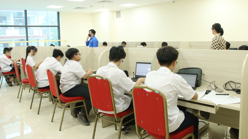 Quảng Ninh: Gần 400 học sinh tham dự Hội thi Tin học trẻ tỉnh lần thứ 26 - Ảnh 1.