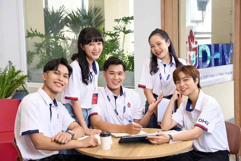 Trường Đại học Hùng Vương Thành phố Hồ Chí Minh tuyển sinh theo 4 phương thức - Ảnh 1.
