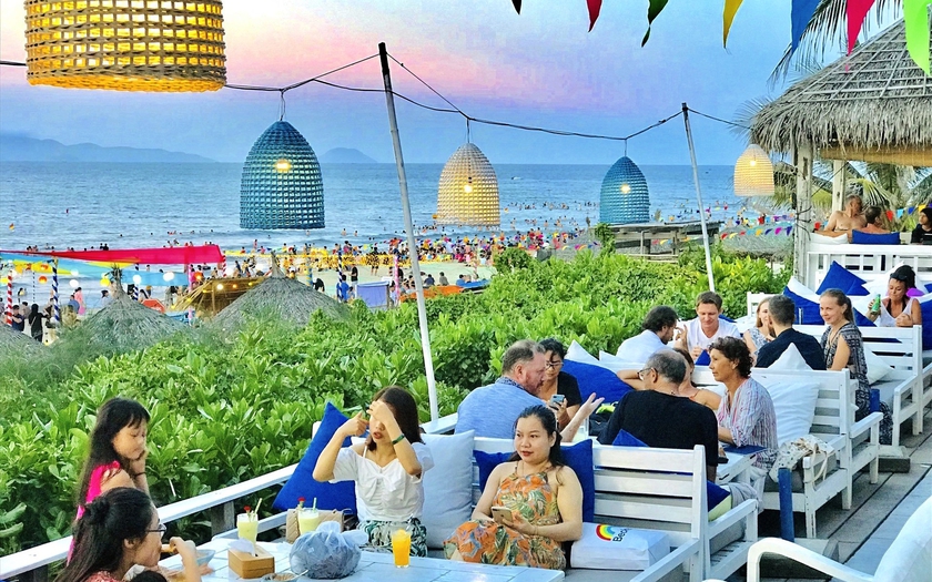 Hội An - nơi hoàn hảo cho màn cầu hôn dưới ánh đèn - Ảnh 3.
