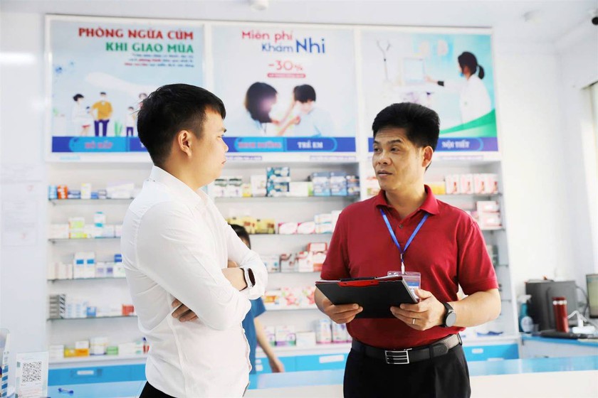 Lào Cai tổng kiểm tra kinh doanh thuốc, thực phẩm chức năng, mỹ phẩm - Ảnh 2.