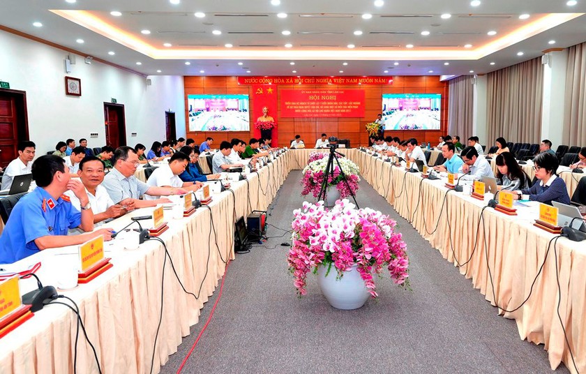 Lào Cai lấy ý kiến nhân dân về sửa đổi, bổ sung Hiến pháp năm 2013 - Ảnh 2.