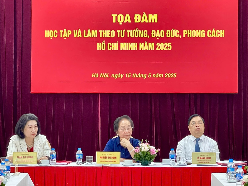 Hội Khuyến học Việt Nam tổ chức tọa đàm Học tập và làm theo tư tưởng, đạo đức, phong cách Hồ Chí Minh - Ảnh 2.