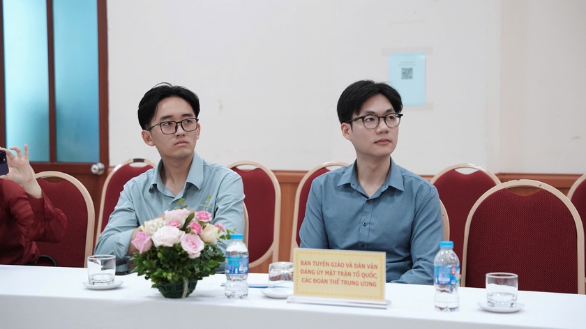 Hội Khuyến học Việt Nam tổ chức tọa đàm Học tập và làm theo tư tưởng, đạo đức, phong cách Hồ Chí Minh - Ảnh 2.