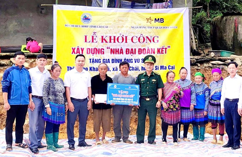 Lào Cai: Nhiều hoạt động thiết thực nhân kỷ niệm 135 năm ngày sinh Chủ tịch Hồ Chí Minh - Ảnh 4.