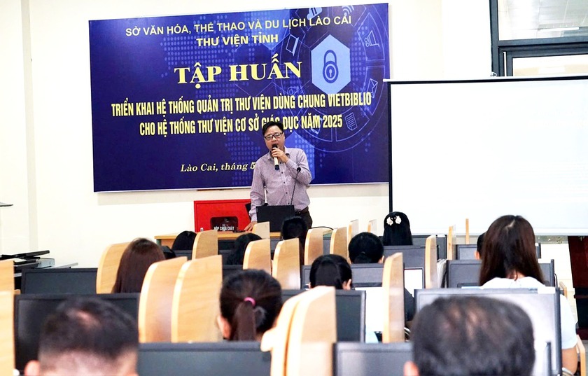 Đưa hệ thống thư viện dùng chung VietBiblio vào các trường học ở Lào Cai - Ảnh 2.
