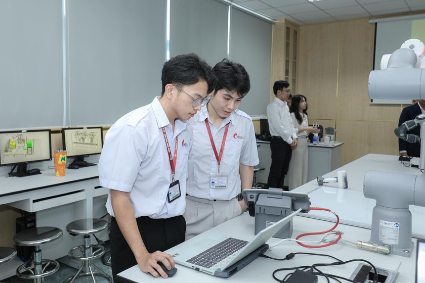  4 phương thức tuyển sinh của Trường Đại học Công nghiệp Thành phố Hồ Chí Minh - Ảnh 1.