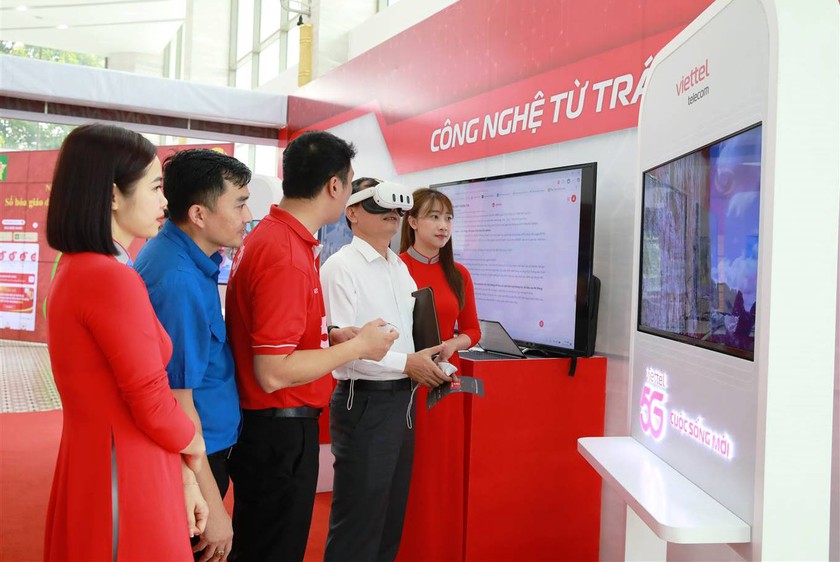 Tám giải pháp thực hiện bình dân học vụ số ở Lào Cai - Ảnh 6.