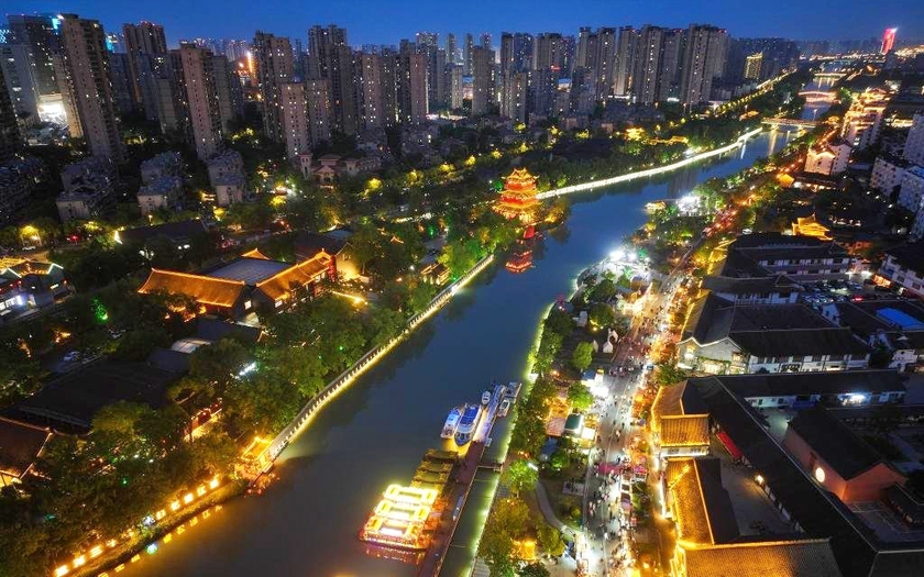truc tiep bong da hom nay lịch Trung Quốc "nóng" lên với những điểm đến tránh nắng hè 2025 - Ảnh 6.