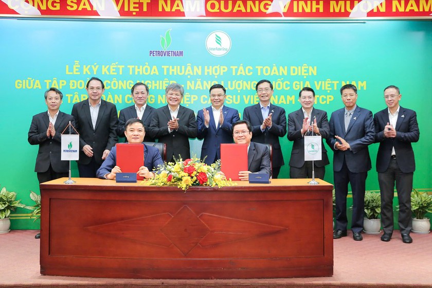 Petrovietnam và VRG ký kết hợp tác toàn diện - Ảnh 1.