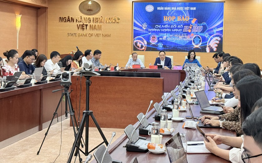 Tiếp tục đẩy mạnh việc triển khai thực hiện Kế hoạch chuyển đổi số ngành ngân hàng năm 2025. Ảnh minh họa: IT