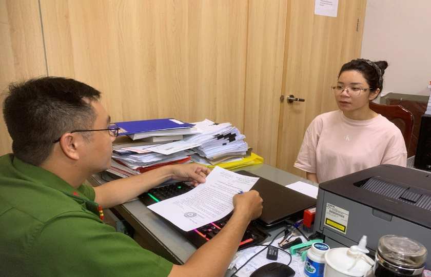 Bắt nhóm đối tượng lừa đảo gần 10.000 tỉ đồng qua sàn tiền ảo- Ảnh 3. Bắt nhóm đối tượng lừa đảo gần 10.000 tỉ đồng qua sàn tiền ảo- Ảnh 3.